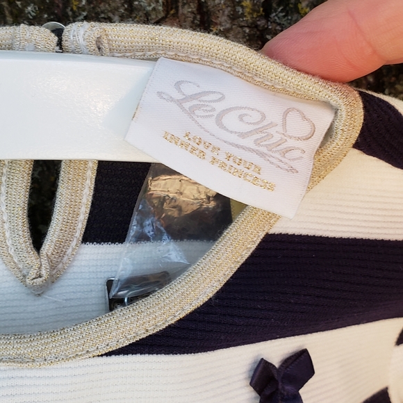 Girl's Dress - Picture 2 of 3